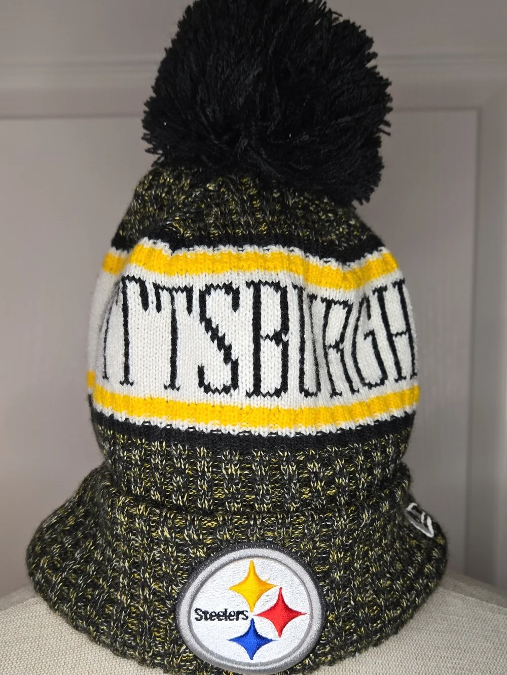 Authentic New Era Pittsburgh Steelers Sport Knit Beanie Cold Weather Hat